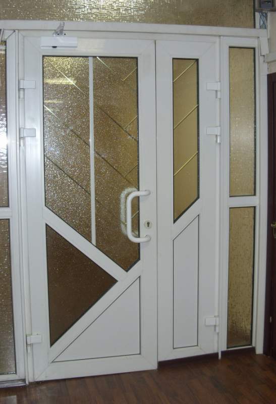 ferestrepvc.md Пластиковые Окна и двери из ПВХ Саламандер (SALAMANDER) в Молдове.